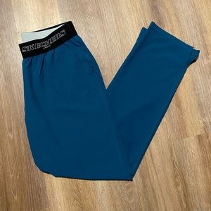 Woman’s Scrub Bottom - Skechers by Barco